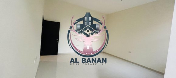 3 Schlafzimmer Villa in Khalifa City, UAE, Nr. 5761 2