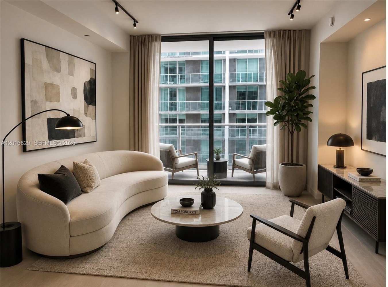 1 dormitorio propiedad comercial en alquiler en Miami, Miami-Dade, Florida, USA № 615242