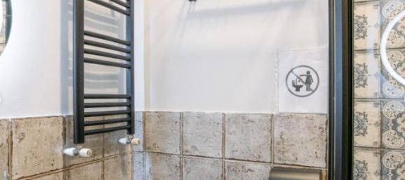 8-salle Hôtel à Tbilisi, Georgia No. 28 16