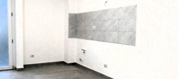 1 bedroom Apartment in Turin, Italy No. 190158 5