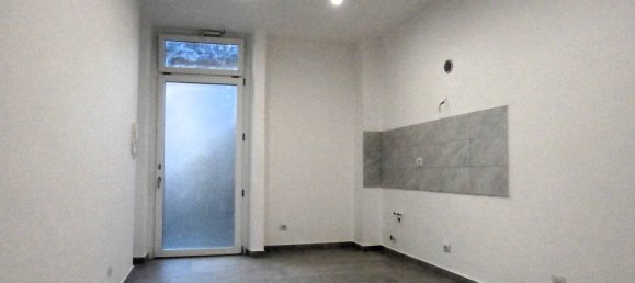 1 bedroom Apartment in Turin, Italy No. 190158 3