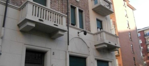 1 bedroom Apartment in Turin, Italy No. 190158 9