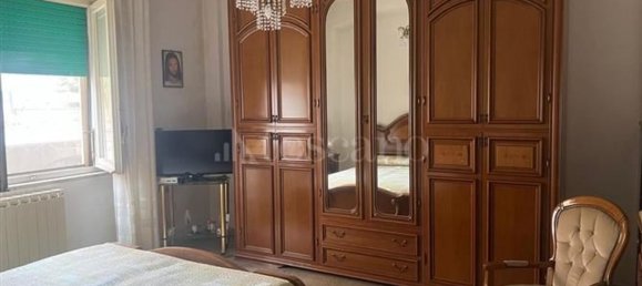 4 Schlafzimmer Wohnung in Reggio Calabria, Italy, Nr. 337350 11