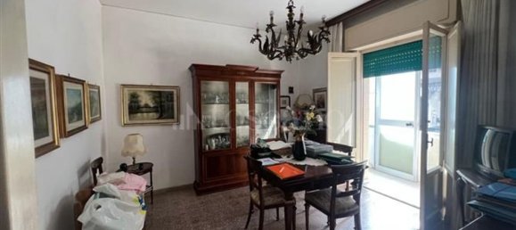 4 Schlafzimmer Wohnung in Reggio Calabria, Italy, Nr. 337350 4