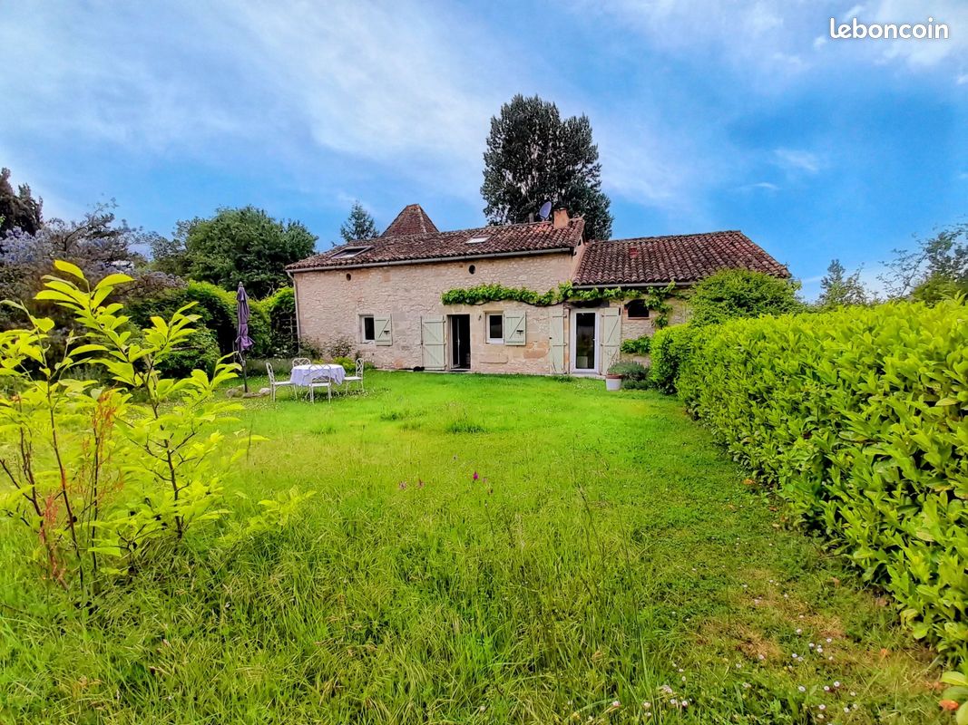 2 chambres Maison à Castillonnès, France No. 335442