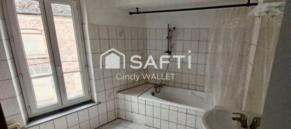 Casa de 3 dormitorios en Marle, France No. 77635 10