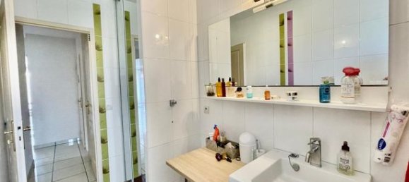 Apartamento de 2 dormitorios en Perpignan, France No. 282960 9