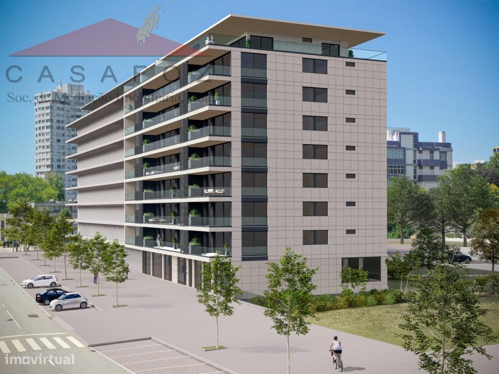 Propriété commerciale à Porto, Portugal 75m² No. 15682