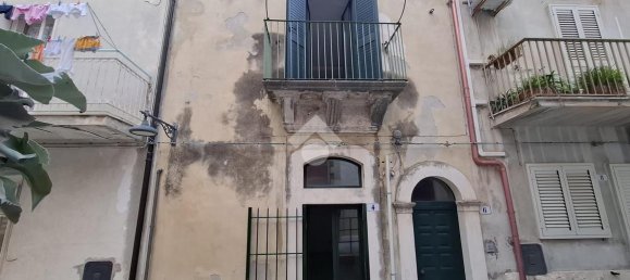 3 rooms House in Ragusa, Italy No. 169585 17