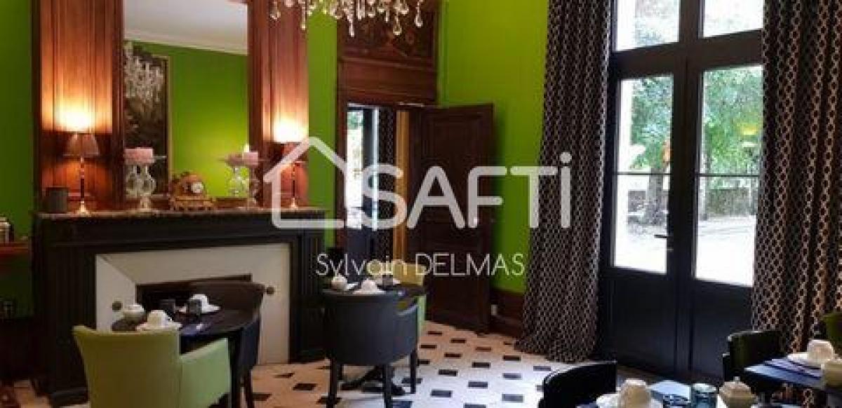 10 bedrooms Shop in Tours, France No. 17588