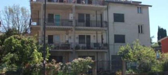 7-salle Appartement à Magliano Romano, Italy No. 200546 18