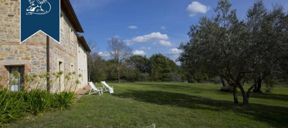 9 Schlafzimmer Gewerbliche Immobilie in Montegabbione, Italy, Nr. 320310 21