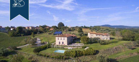 9 Schlafzimmer Gewerbliche Immobilie in Montegabbione, Italy, Nr. 320310 2