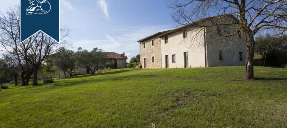 9 Schlafzimmer Gewerbliche Immobilie in Montegabbione, Italy, Nr. 320310 19