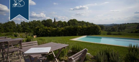 9 Schlafzimmer Gewerbliche Immobilie in Montegabbione, Italy, Nr. 320310 15