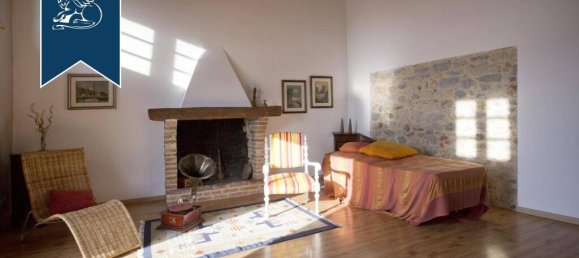 9 Schlafzimmer Gewerbliche Immobilie in Montegabbione, Italy, Nr. 320310 31