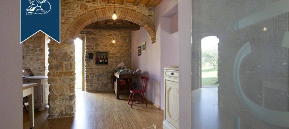 9 Schlafzimmer Gewerbliche Immobilie in Montegabbione, Italy, Nr. 320310 28