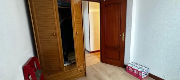 3 Schlafzimmer Gewerbliche Immobilie in Gijon, Spain, Nr. 149750 7