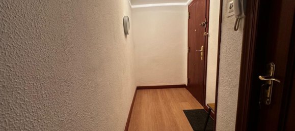 3 Schlafzimmer Gewerbliche Immobilie in Gijon, Spain, Nr. 149750 2