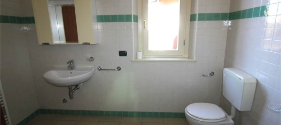 Квартира с 1 спальней в Скандиано, Италия № 262330 5