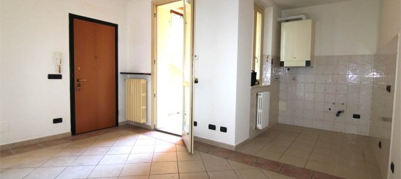 Квартира с 1 спальней в Скандиано, Италия № 262330 2