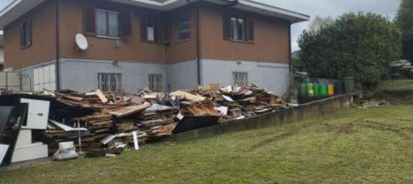 Villa de 5 dormitorios en Brinzio, Italy No. 372600 3