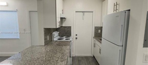1 Schlafzimmer Villa in Miami, USA, Nr. 614747 7