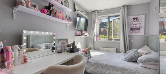 2 bedrooms Apartment in Hayes, United Kingdom No. 9827 6