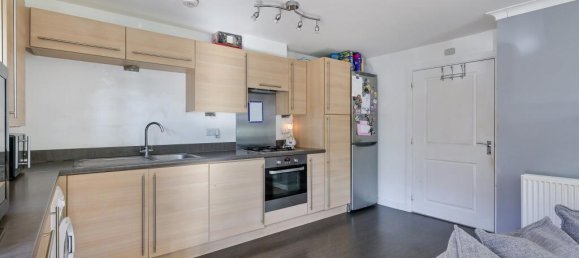 2 bedrooms Apartment in Hayes, United Kingdom No. 9827 8