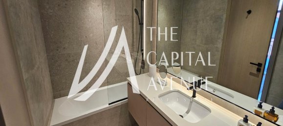 5 bedrooms Villa in Abu Dhabi Gate City, UAE No. 33551 20