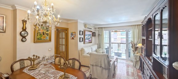 4 bedrooms Apartment in Malaga, Spain No. 137282 2