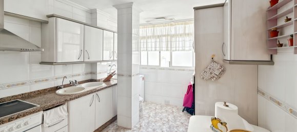 4 bedrooms Apartment in Malaga, Spain No. 137282 46