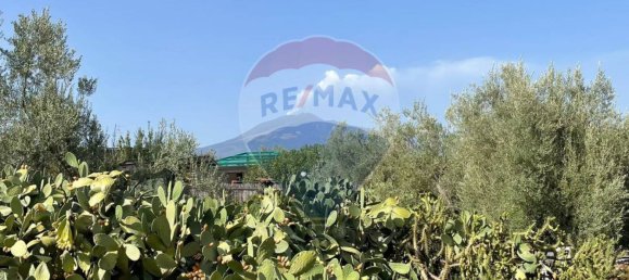 Grundstück in Belpasso, Italy 7300m², Nr. 356215 20