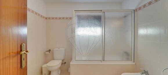 4 bedrooms House in Oliveirinha, Portugal No. 39937 4