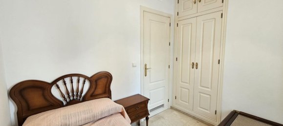 Apartamento de 3 dormitorios en Córdoba, Spain No. 85068 10