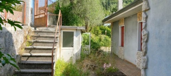 Квартира с 6 комнатами в Сало, Италия № 311874 14