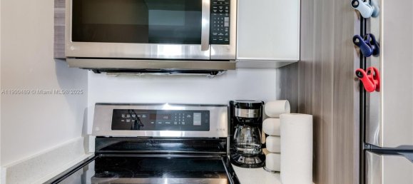 2 Schlafzimmer Gewerbliche Immobilien in Miami, USA, Nr. 614205 11