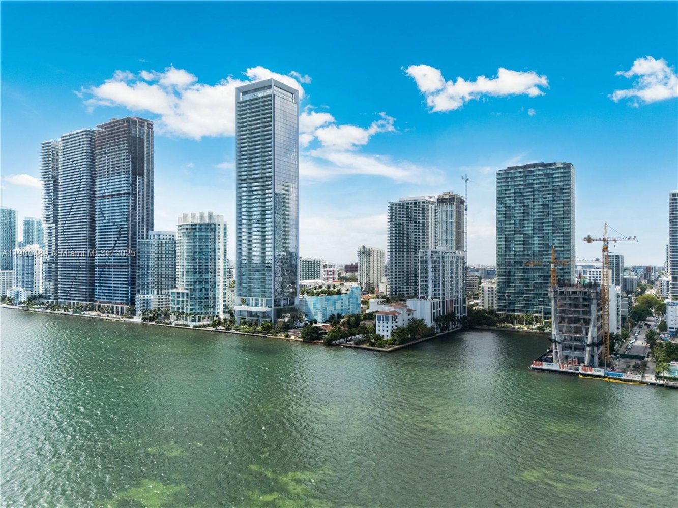 2 Schlafzimmer Gewerbliche Immobilien in Miami, USA, Nr. 614205