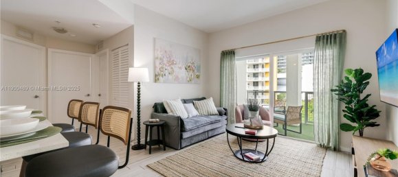 2 Schlafzimmer Gewerbliche Immobilien in Miami, USA, Nr. 614205 2