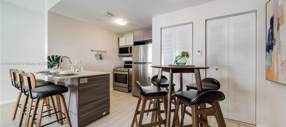 2 Schlafzimmer Gewerbliche Immobilien in Miami, USA, Nr. 614205 9