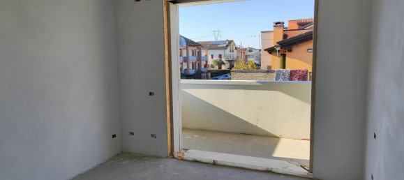 4-salle Villa à Selvazzano Dentro, Italy No. 33268 9