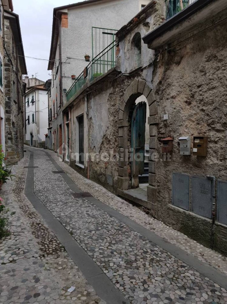 2 غرف نوم شقة في Fosdinovo, Italy رقم 134635