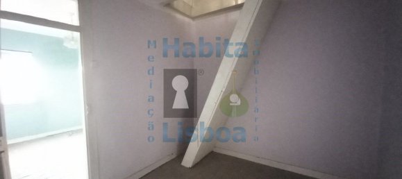 9 bedrooms Building in Lisbon, Portugal No. 102634 32