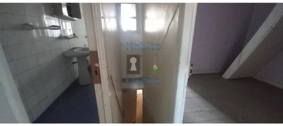 9 bedrooms Building in Lisbon, Portugal No. 102634 12