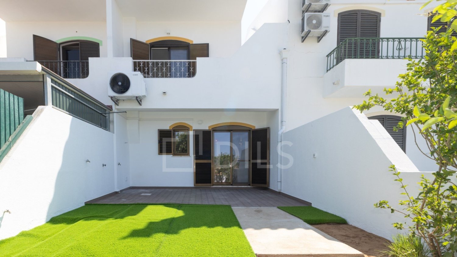 3 bedrooms Villa in Altura, Portugal No. 224276