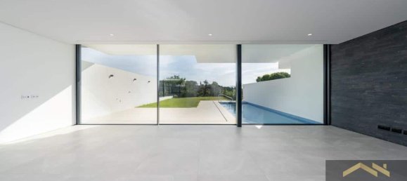 3 chambres Maison de ville à Almancil, Portugal No. 137377 9