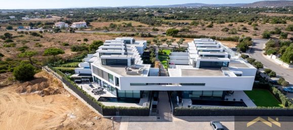 3 chambres Maison de ville à Almancil, Portugal No. 137377 5