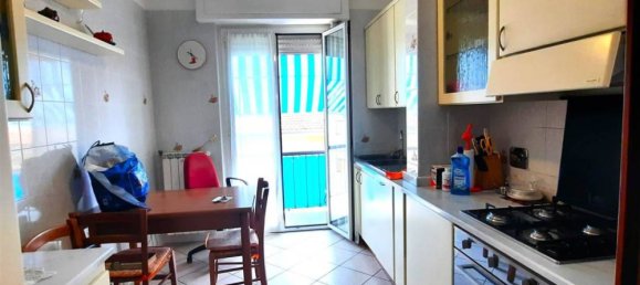2 bedrooms Apartment in La Spezia, Italy No. 349967 2