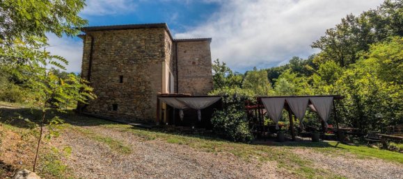 2 Schlafzimmer Haus in Licciana Nardi, Italy, Nr. 262864 14