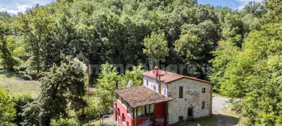 2 Schlafzimmer Haus in Licciana Nardi, Italy, Nr. 262864 3